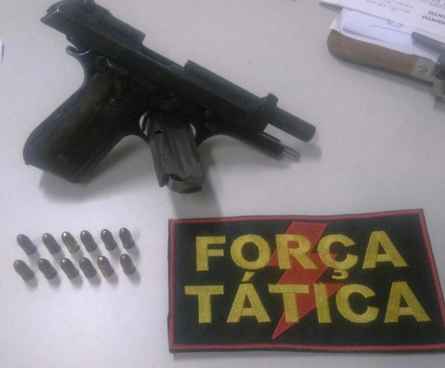 Pistola apreendida na Av. Teotonio Segurado