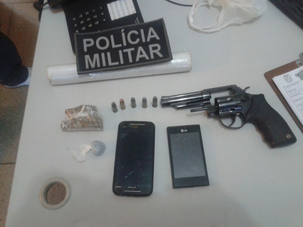 Material apreendido em posse dos quatro suspeitos em Porto Nacional (1)