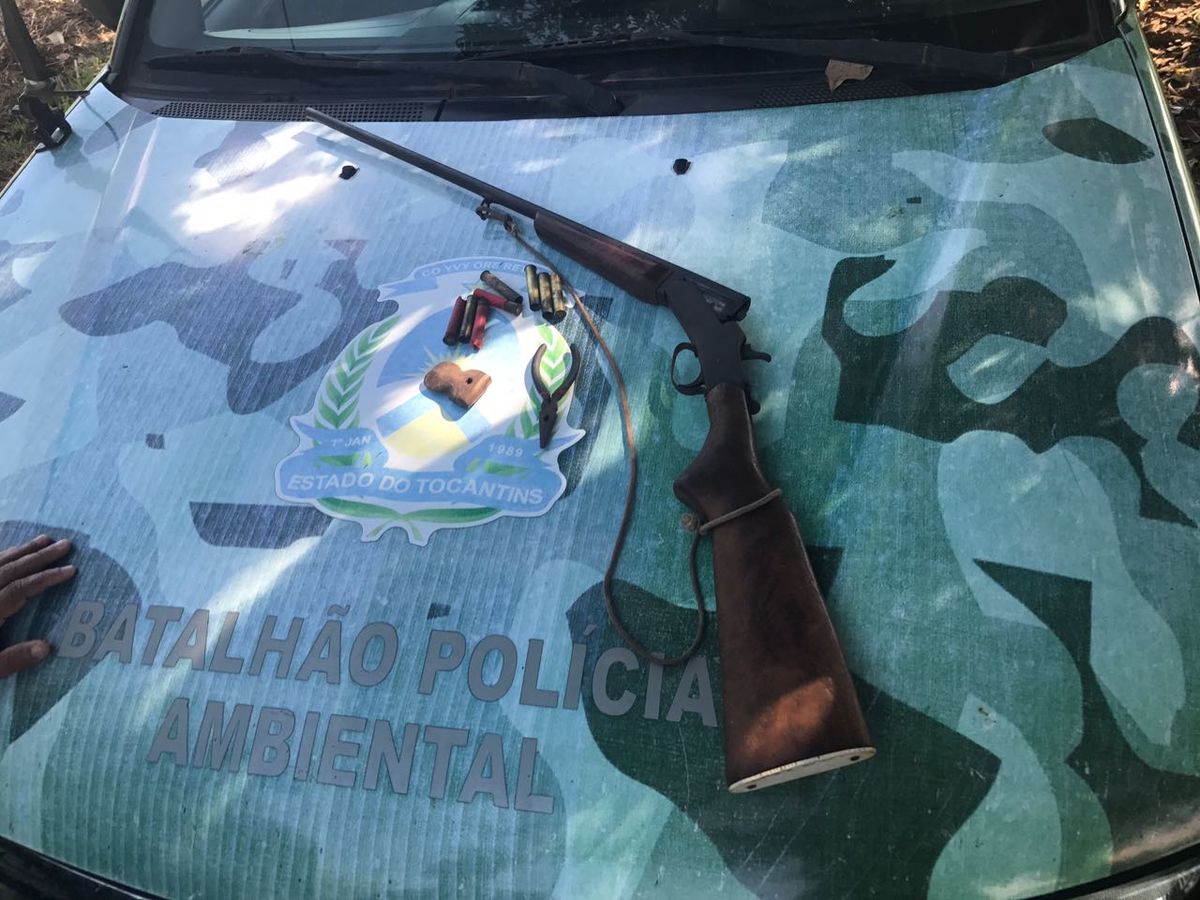 Arma abandonada por suspeito na Rodovia TO 134, município de Aguiarnópolis.