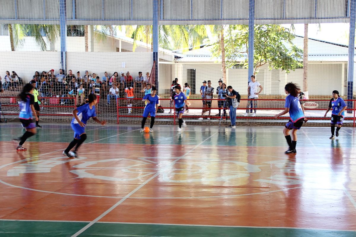 Jet's  fase regional de Palmas - 2017 - Juliana Carneiro (110) - Lance da partida entre raquel de Queiroz x Santa Fé (azul mais escuro)