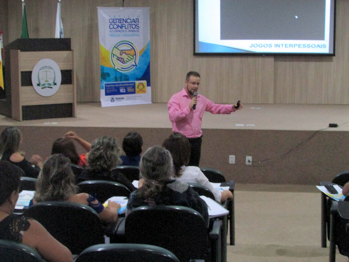Psicólogo Lucas Borges (Foto: Núbia Daiana Mota / Governo do Tocantins)