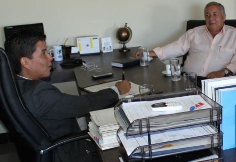 Walter Ohofugi e Carlos Correia em reunião na OAB-TO
