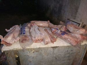 Homem é detido com 145 kg de carne de jacaré