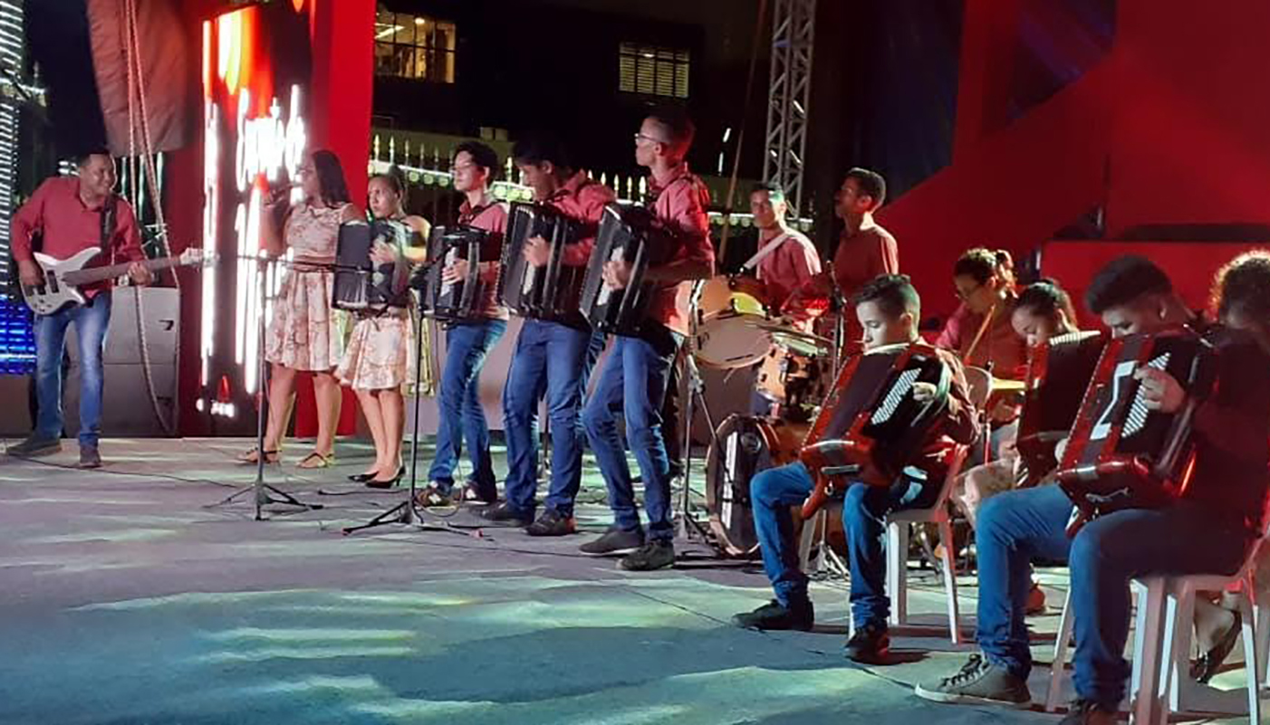 Orquestra Sinfônica do Tocantins se apresenta na Cantata de Natal - Foto -Seduc