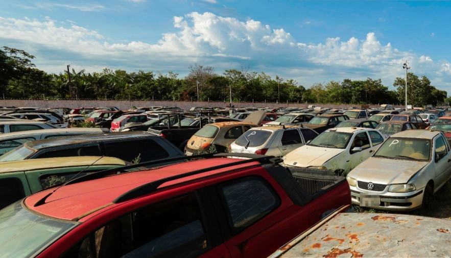 Veículos serão leiloados nesta terça-feira, 9 e quarta-feira, 10 - Foto - Detran