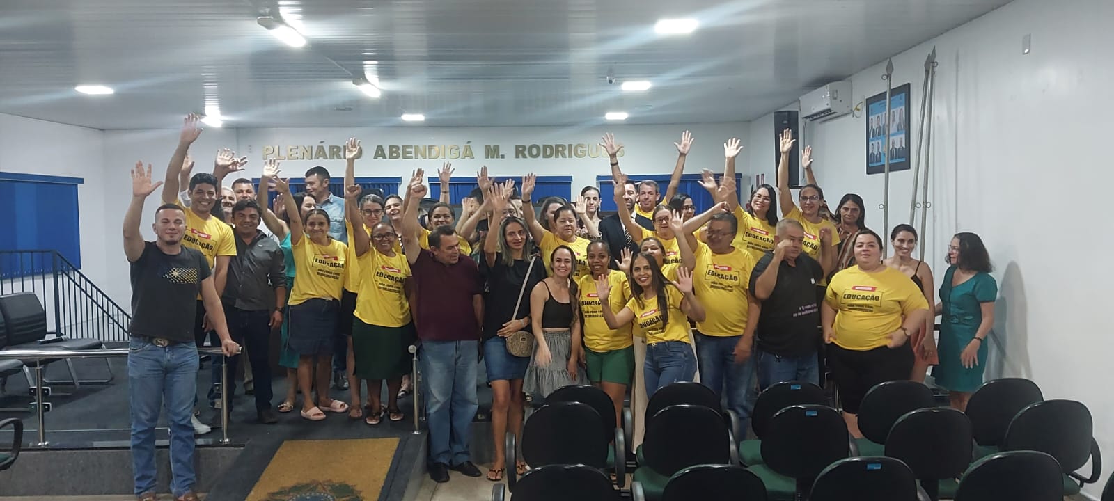 Professores da rede municipal de Colmeia - Foto - Divulgação