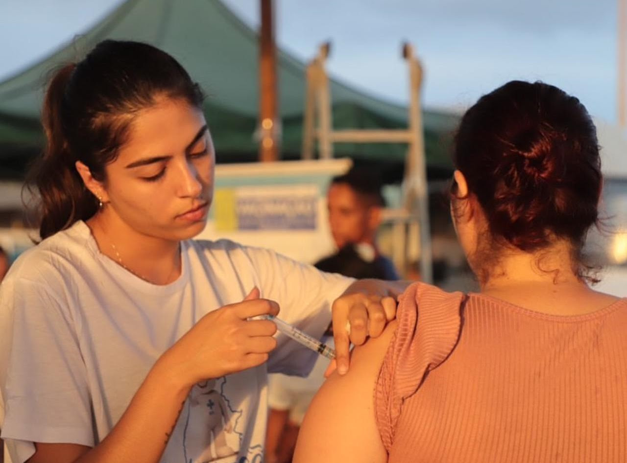 Vacinas da Covid-19 estão disponíveis para toda a população a partir dos seis meses de idade - Foto - Marcos Filho Sandes/Prefeitura de Araguaína