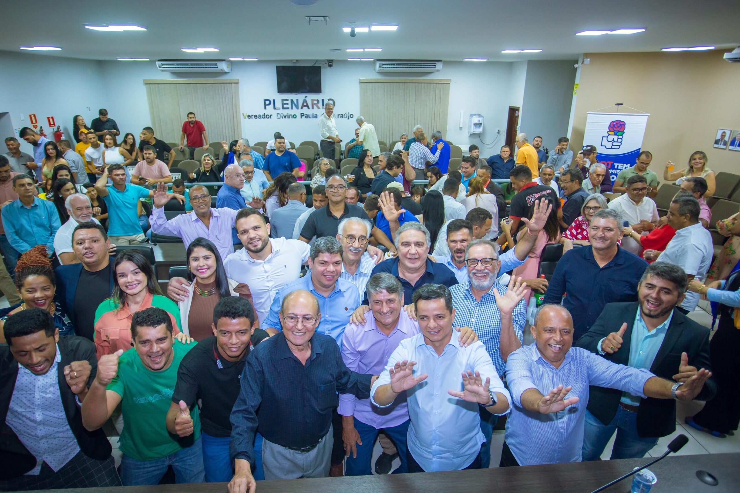 Jorge Frederico participou da filiação de Paulo Sidnei, em Araguaína - Foto -Marcos Veloso