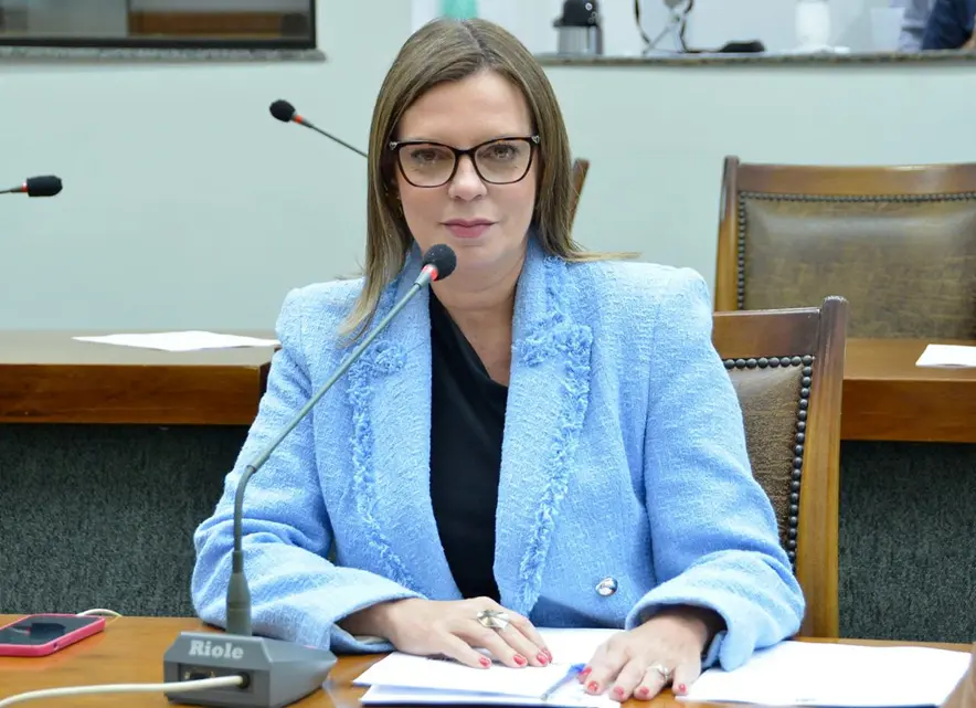 Assembleia Legislativa aprova Lei de Claudia Lelis que cria a Semana Estadual de Apoio aos Portadores de Alzheimer