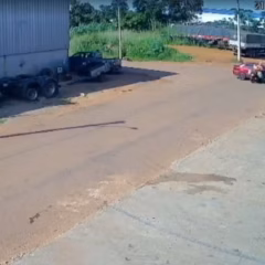 Ar&eacute;a do acidente n&atilde;o possui sinaliza&ccedil;&atilde;o horizontal &mdash; Foto: Reprodu&ccedil;&atilde;o