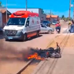 Suspeito esfaqueou irm&atilde;o e ateou fogo na moto dele - Foto: Reprodu&ccedil;&atilde;o/Instagram Onlines de Para&iacute;so
