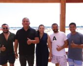 Eduardo Gomes conhece estrutura da praia do Tição e elogia desenvolvimento turístico; Prefeita: “1º senador a conhecer aqui”