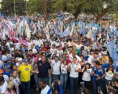 Ao lado de Gomes, Dorinha, Wanderlei e deputados, Janad arrasta multidão na Avenida JK