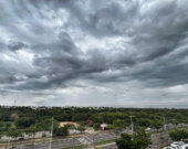 Previsão de chuva forte para o final de semana acende alerta de segurança