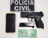 Polícia apreende réplica de arma e nota falsa de R$ 420 com desenho de maconha